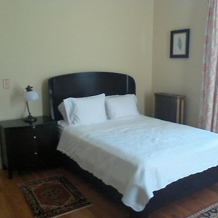 A Kingston Bed & Breakfast Esterno foto