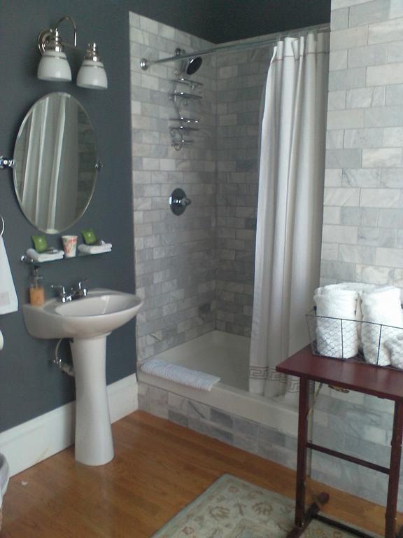 A Kingston Bed & Breakfast Esterno foto
