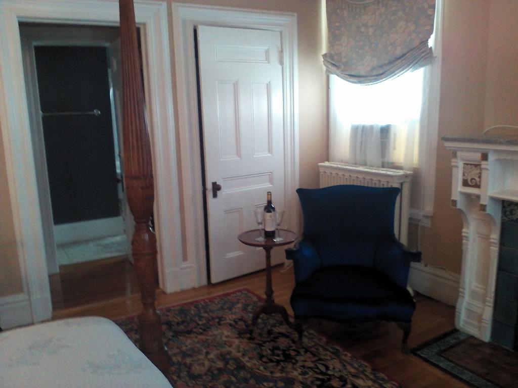 A Kingston Bed & Breakfast Esterno foto