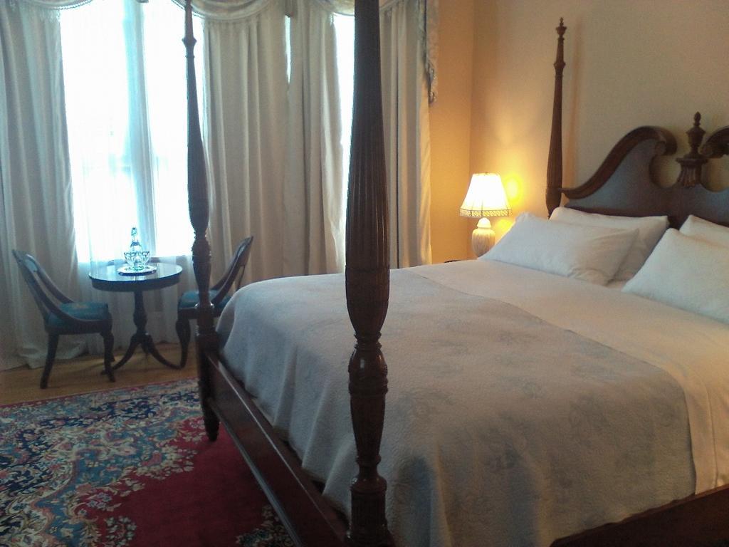 A Kingston Bed & Breakfast Esterno foto