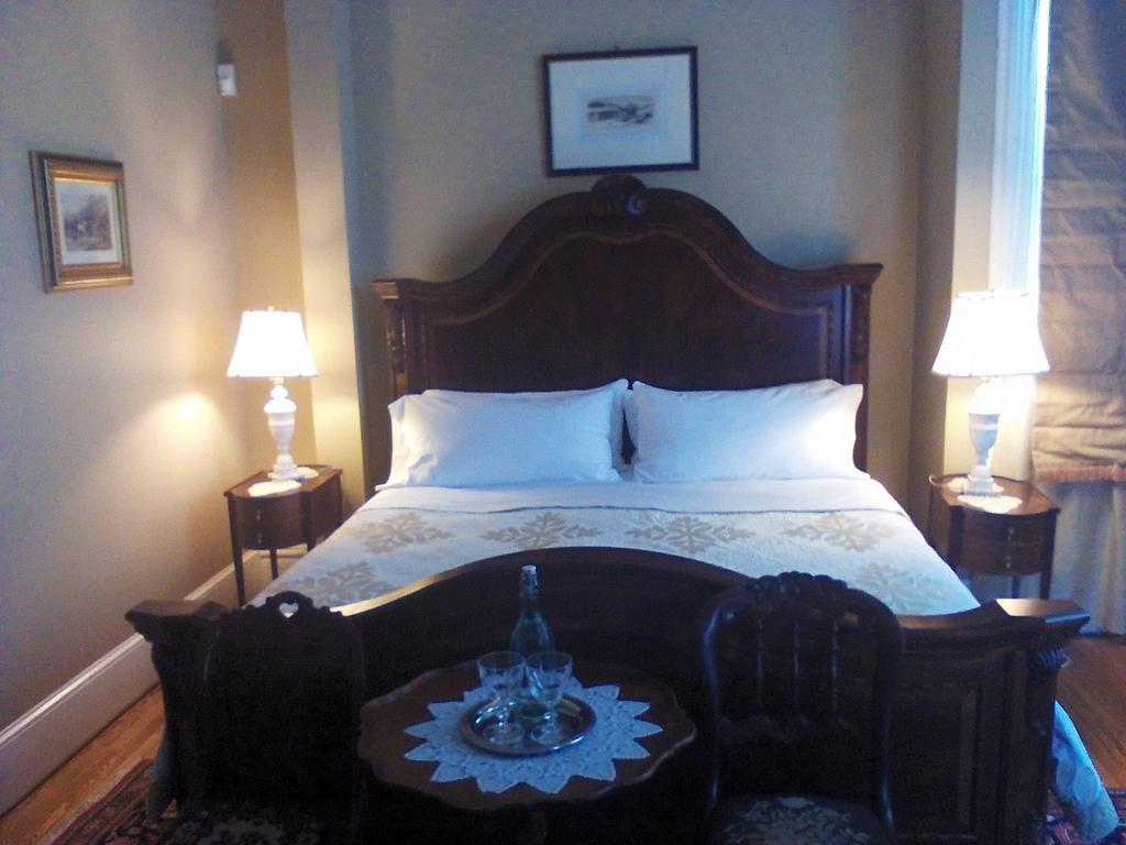A Kingston Bed & Breakfast Esterno foto