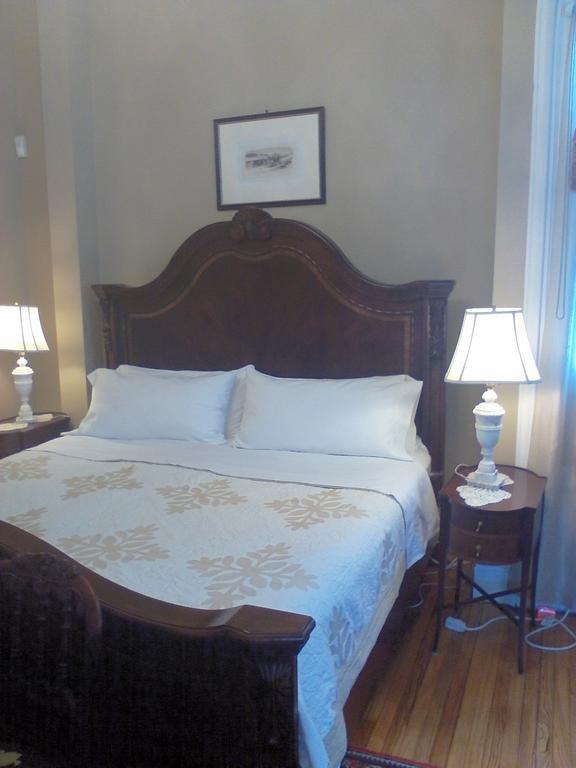 A Kingston Bed & Breakfast Esterno foto